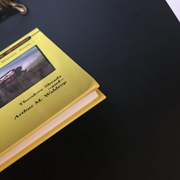 Vintage Collectible Signed and Autographed Train Book.  Great father gift idea - Picture 5 of 16